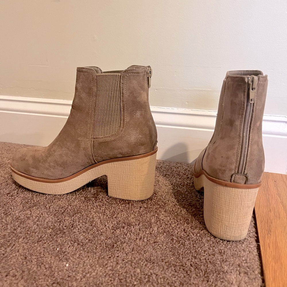 Adorable chunky booties